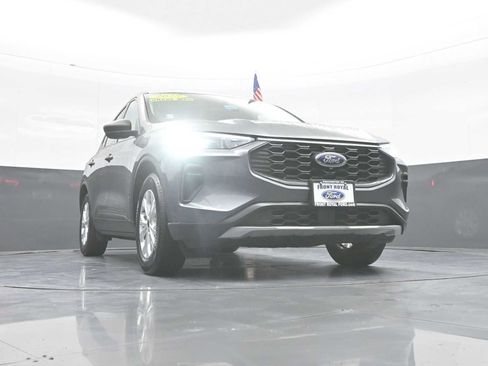 Used 2025 Ford Escape Active FWD image 33