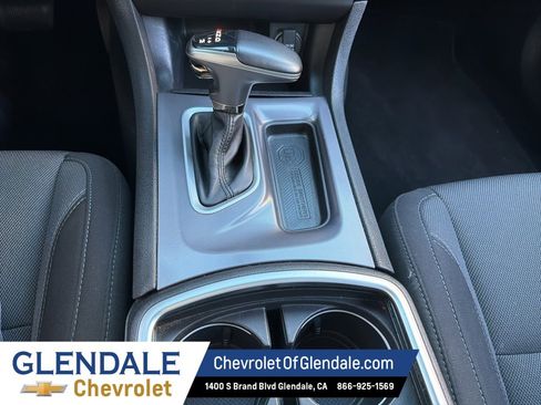 Used 2021 Dodge Charger SXT image 11