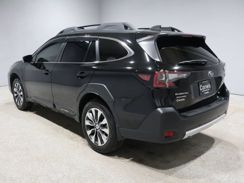 Used 2025 Subaru Outback Limited image 4