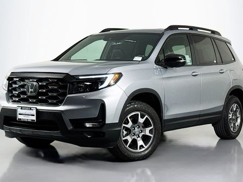 Used 2023 Honda Passport TrailSport image 33