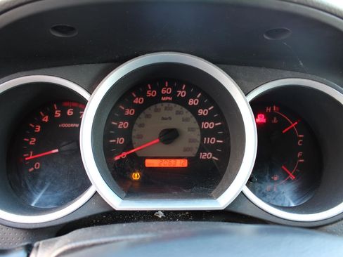 Used 2009 Toyota Tacoma PreRunner image 20