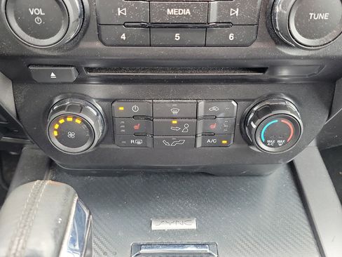 Used 2018 Ford F150 XLT w/ Equipment Group 302A Luxury image 33