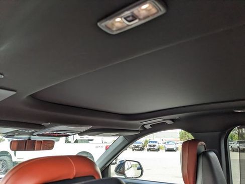 Used 2025 Lincoln Aviator Reserve w/ Luxury Package AWD/4WD image 20