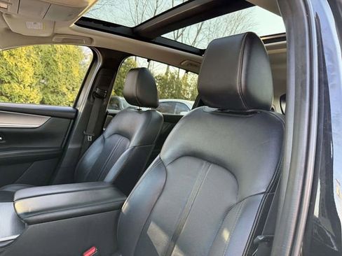 Certified 2024 MAZDA CX-90 Plug-In Hybrid w/ Premium Pkg AWD/4WD image 10