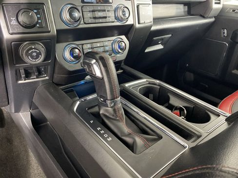 Used 2019 Ford F150 Lariat w/ Equipment Group 502A Luxury image 18