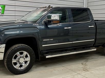 Used 2019 GMC Sierra 2500 SLT w/ Duramax Plus Package