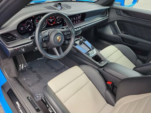 Certified 2023 Porsche 911 Targa 4 GTS AWD/4WD image 4