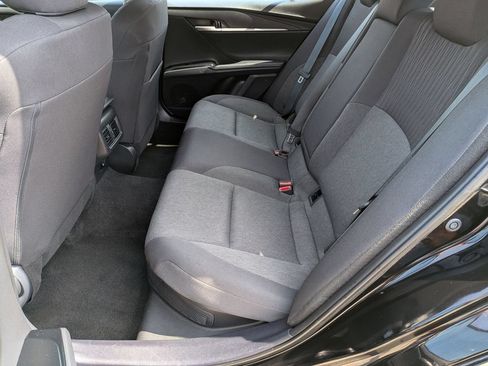 Used 2025 Toyota Camry LE FWD image 28