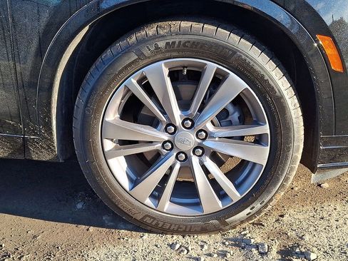 Used 2024 Cadillac XT6 Premium Luxury w/ LPO, Floor Liner Package image 33