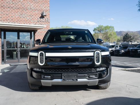 Used 2022 Rivian R1T Adventure image 2