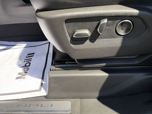 Used 2026 GMC Sierra 1500 Denali image 18