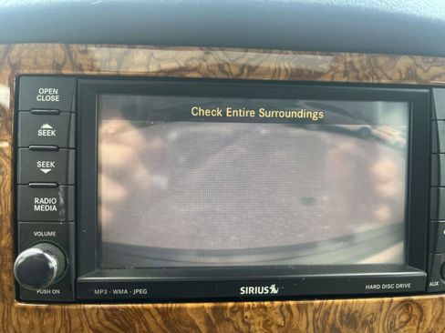 Used 2010 Jeep Grand Cherokee Limited w/ Mopar Chrome Edition Group RWD image 19