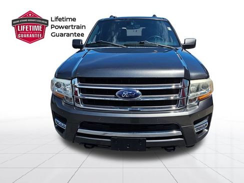 Used 2017 Ford Expedition Limited w/ Equipment Group 301A AWD/4WD image 4