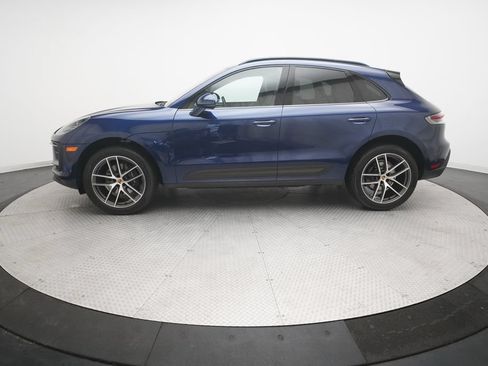 Used 2022 Porsche Macan AWD/4WD image 8