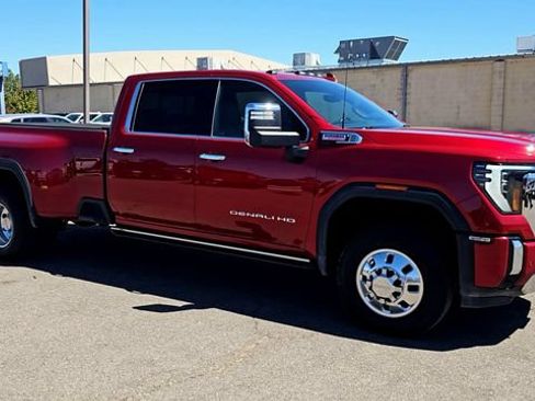 Used 2024 GMC Sierra 3500 Denali w/ Denali Reserve Package AWD/4WD image 2