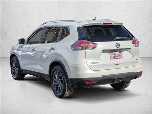 Used 2016 Nissan Rogue SL w/ SL Premium Package FWD image 8