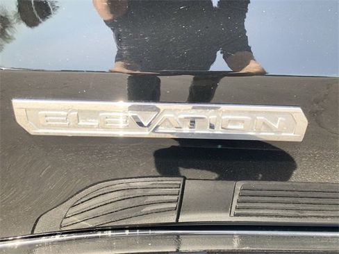 Used 2024 GMC Sierra 1500 Elevation image 32