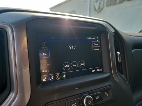 Used 2022 Chevrolet Silverado 1500 Custom w/ LPO, Dark Essentials Package RWD image 21