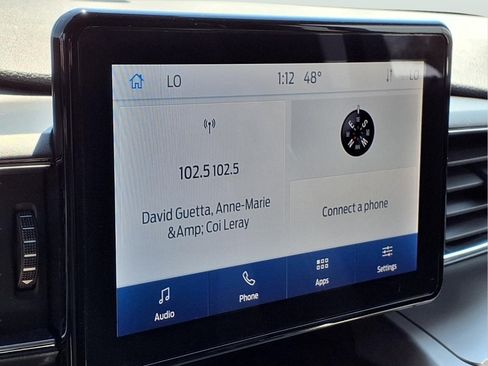 Used 2024 Ford Explorer XLT w/ Equipment Group 202A AWD/4WD image 20