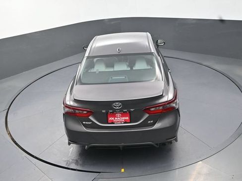Used 2024 Toyota Camry SE FWD image 18
