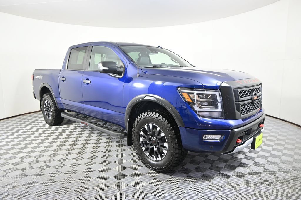 Used 2020 Nissan Titan PRO-4X w/ Pro-4x Convenience Package AWD/4WD image 10