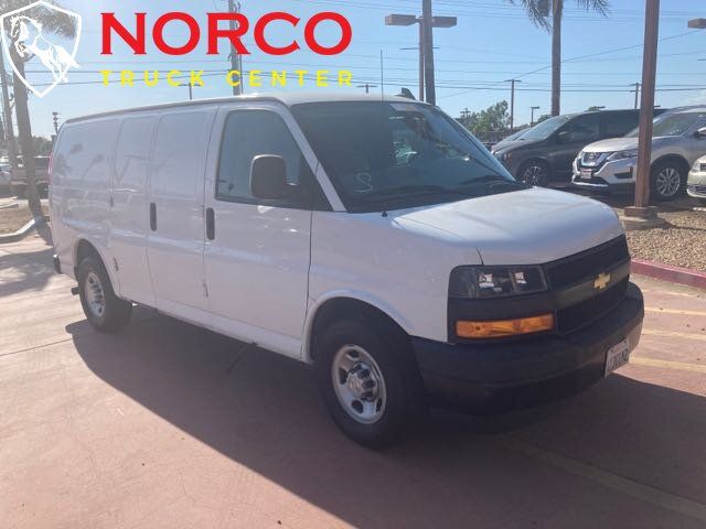 Used 2018 Chevrolet Express 2500 RWD image 19