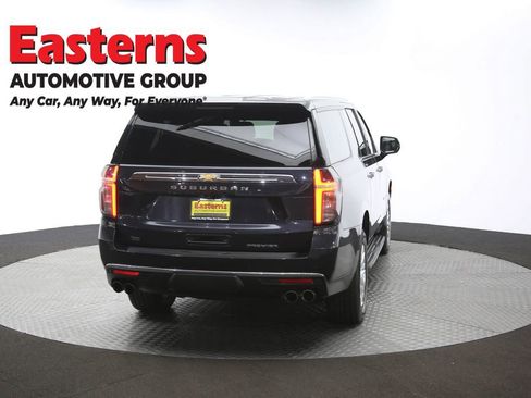 Used 2023 Chevrolet Suburban Premier image 39