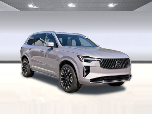 Used 2026 Volvo XC90 B6 Plus w/ Protection Package Premier image 7