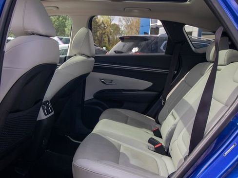 Certified 2022 Hyundai Tucson Limited w/ Cargo Package image 8