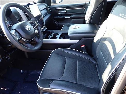 Used 2025 RAM 1500 Laramie w/ Sport Appearance Package AWD/4WD image 11
