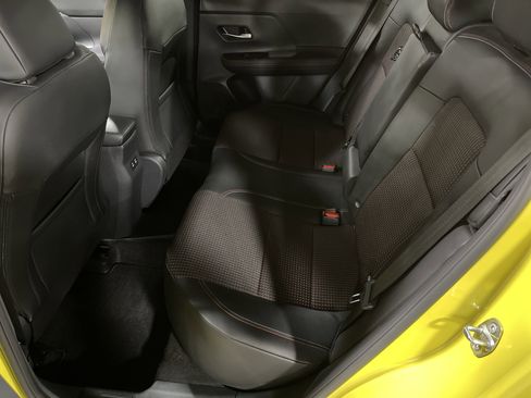 Used 2025 Nissan Kicks SR image 11