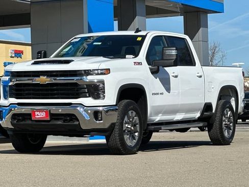 New 2026 Chevrolet Silverado 2500 LT w/ All Star Edition AWD/4WD image 13