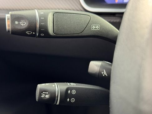 Used 2016 Tesla Model X P90D image 18