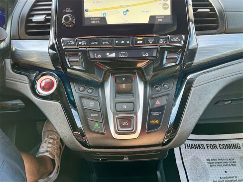 Used 2022 Honda Odyssey Elite image 17