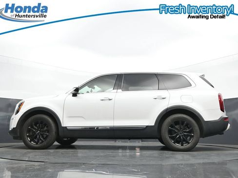Used 2020 Kia Telluride LX AWD/4WD image 31