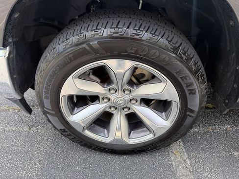 Used 2022 RAM 1500 Limited AWD/4WD image 34