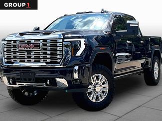 Used 2024 GMC Sierra 2500 Denali w/ Denali Reserve Package AWD/4WD video 1