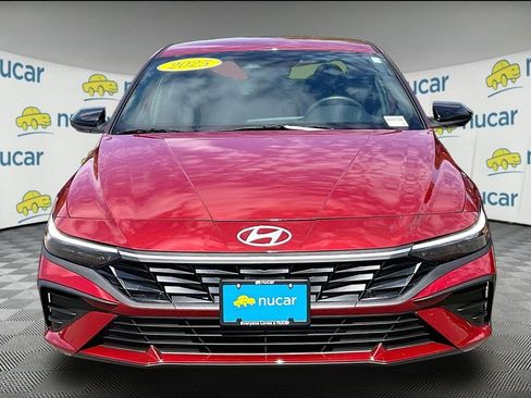 Used 2025 Hyundai Elantra Sport FWD image 2