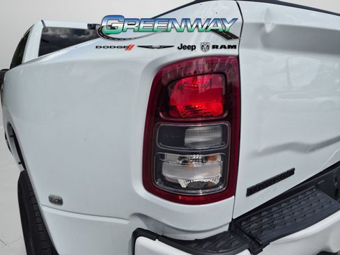 Used 2024 RAM 3500 Big Horn w/ Night Edition AWD/4WD image 29