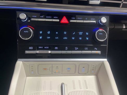 New 2025 Hyundai Santa Fe Calligraphy image 22