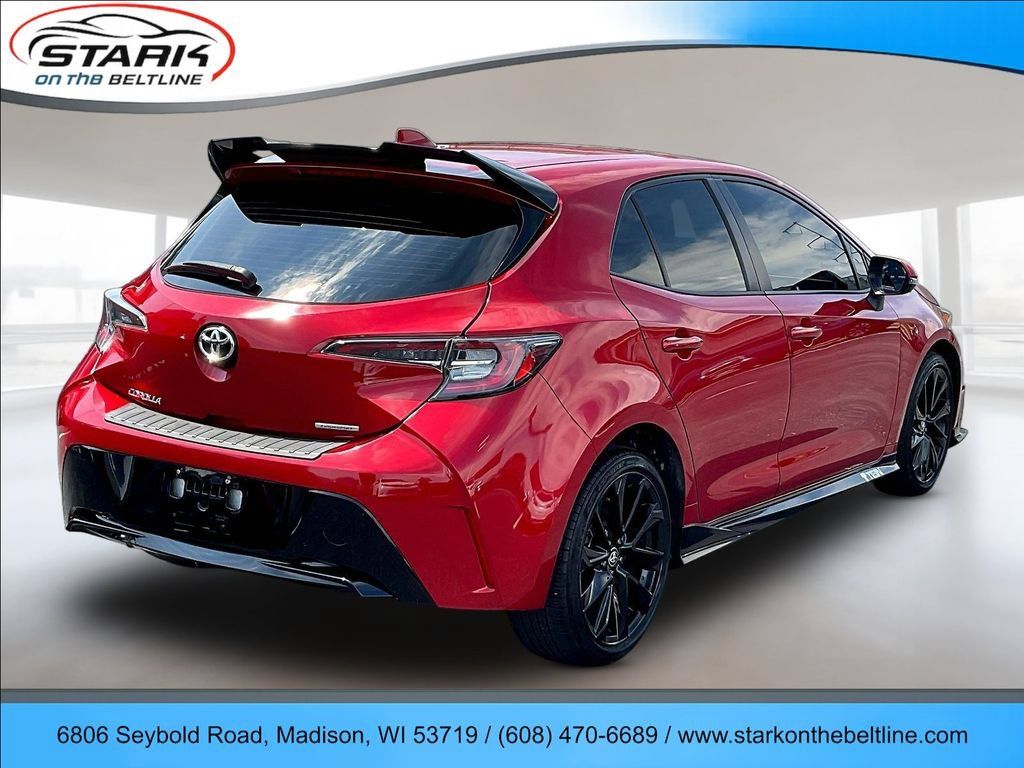 Used 2021 Toyota Corolla SE w/ Special Edition FWD image 5
