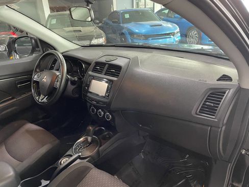 Used 2017 Mitsubishi Outlander Sport SE image 31