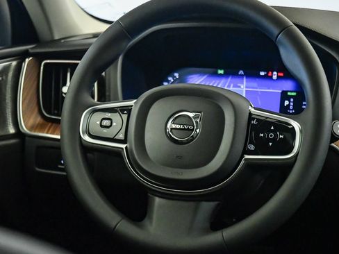 Certified 2023 Volvo XC60 T8 Ultimate w/ Protection Package Premier AWD/4WD image 13