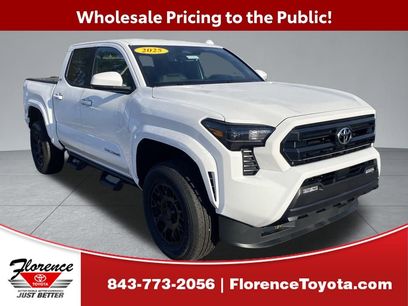 New 2025 Toyota Tacoma SR5