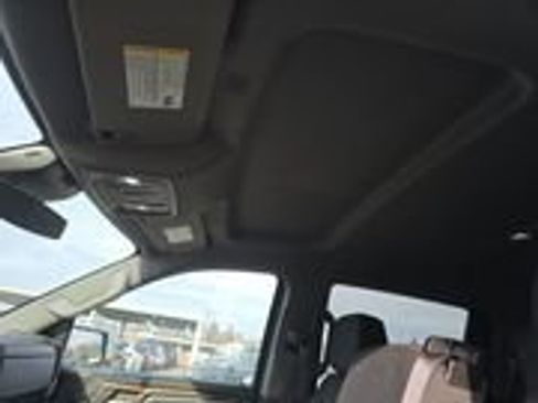 Used 2022 Chevrolet Silverado 1500 LT image 7