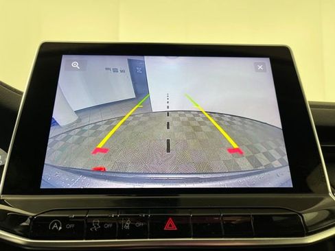 Used 2022 Jeep Compass Trailhawk image 32