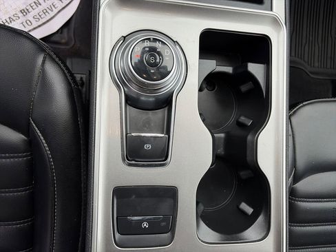 Used 2024 Ford Edge SEL w/ Convenience Package image 28