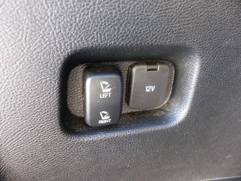 Used 2018 Ford Edge SEL w/ Equipment Group 201A FWD image 31