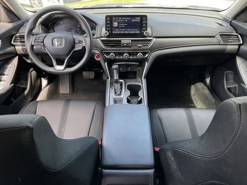 Certified 2020 Honda Accord EX image 9