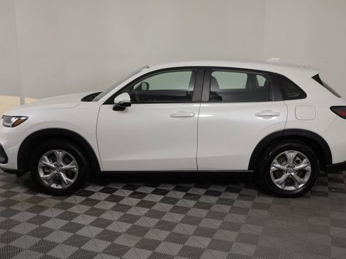 Certified 2025 Honda HR-V LX image 5